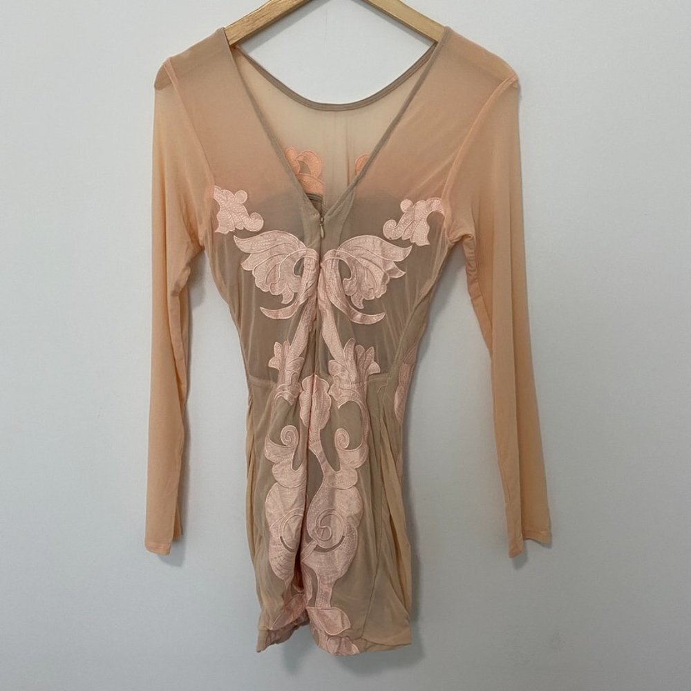 NEW Sky Kirsi Blush Dress Size Medium - Picture 8 of 9